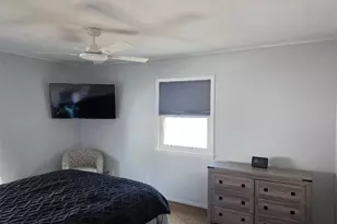 2555 Royal County Down, Uniontown, OH 44685 - Photo 8