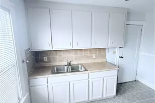 14011 Glendale Ave, Loveland, OH 44128 - Photo 4