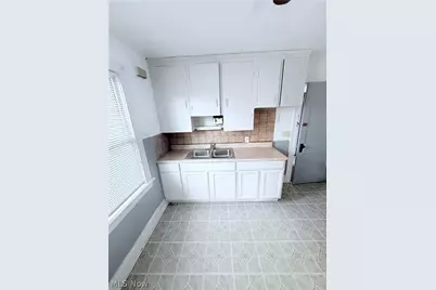 14011 Glendale Avenue #UP / DOWN, Loveland, OH 44128 - Photo 22