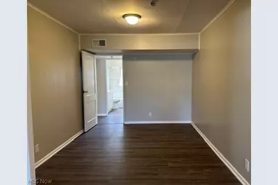 220 Carnegie Avenue, Austintown, OH 44515 - Photo 12