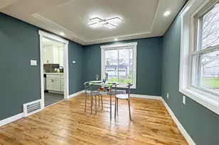 22000 Kennison Ave, Euclid, OH 44123 - Photo 10