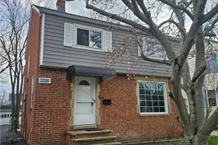 22000 Kennison Ave, Euclid, OH 44123 - Photo 2