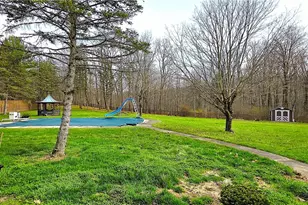 325 Brookshire Oval, Hinckley, OH 44233 - Photo 2