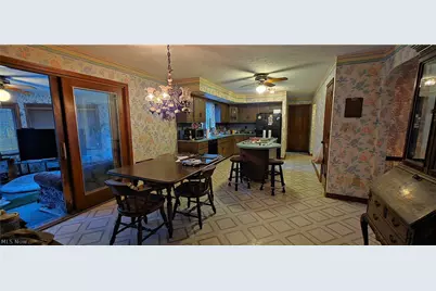 325 Brookshire Oval, Hinckley, OH 44233 - Photo 8