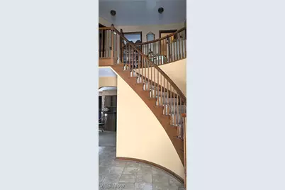 325 Brookshire Oval, Hinckley, OH 44233 - Photo 6