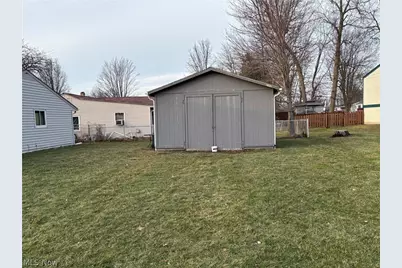 4865 Robinwood Drive, Mentor, OH 44060 - Photo 6