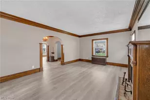 543 Sunset View Dr, Akron, OH 44320 - Photo 12