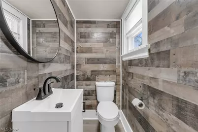 543 Sunset View Drive, Akron, OH 44320 - Photo 24