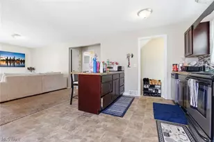 4242 Harwood Rd, South Euclid, OH 44121 - Photo 2