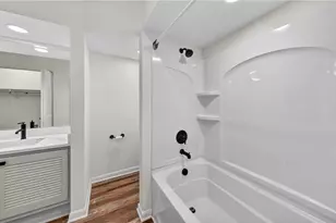 200 Granger Rd, Medina, OH 44256 - Photo 38