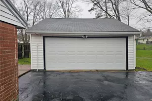 310 Cynthia Dr, Chardon, OH 44024 - Photo 14