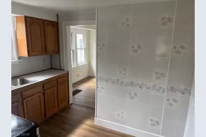 2877 Bailey Road, Cuyahoga Falls, OH 44221 - Photo 10