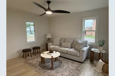 1986 Carolina Street NW, Dover, OH 44622 - Photo 6