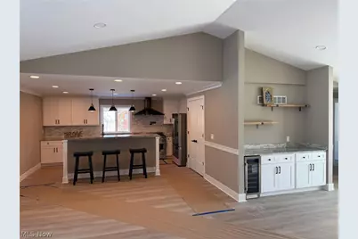 3940 Ellendale Road, Chagrin Falls, OH 44022 - Photo 2