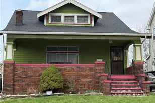 13207 S Pkwy, Garfield Heights, OH 44105 - Photo 2