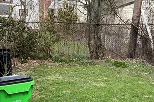 13207 S Pkwy, Garfield Heights, OH 44105 - Photo 4