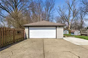 1440 Eastland Ave SE, Warren, OH 44484 - Photo 20
