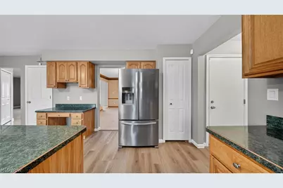 690 Southbridge Boulevard, Brunswick, OH 44212 - Photo 12