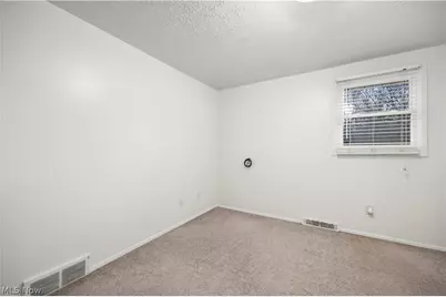 4004 Washington Avenue, Lorain, OH 44052 - Photo 26