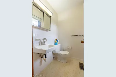 740 Marion Avenue NW, Massillon, OH 44646 - Photo 18