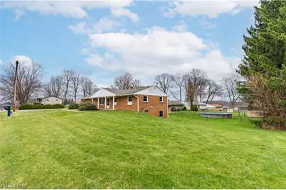 740 Marion Avenue NW, Massillon, OH 44646 - Photo 4