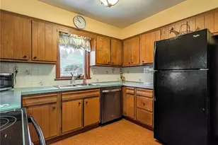 3049 Straley Ln, Youngstown, OH 44511 - Photo 8