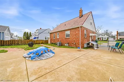 279 E 327th Street, Willowick, OH 44095 - Photo 26