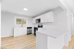 1497 W Sprague Rd, Grandview Heights, OH 44147 - Photo 10