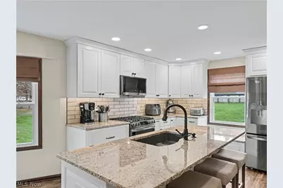 3881 Mahogany Street NW, Uniontown, OH 44685 - Photo 8