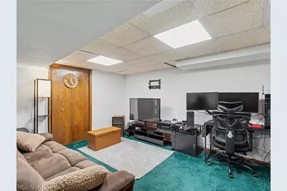 3881 Mahogany Street NW, Uniontown, OH 44685 - Photo 28