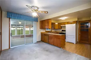 6231 Howland St, Louisville, OH 44641 - Photo 6