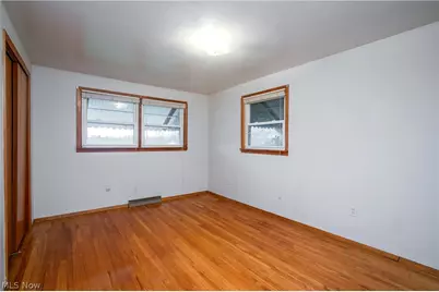 6231 Howland Street, Louisville, OH 44641 - Photo 14