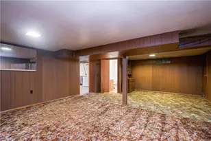 6231 Howland St, Louisville, OH 44641 - Photo 16