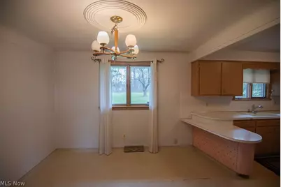 80 S Hazelwood Avenue, Youngstown, OH 44509 - Photo 8