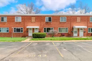 1543 Severn Ln, Wickliffe, OH 44092 - Photo 2