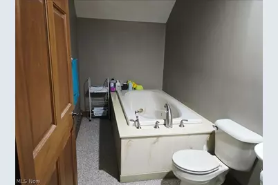 1865 Cassingham Hollow Drive, Coshocton, OH 43812 - Photo 18