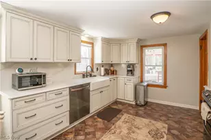 4902 Clardell Ave SW, Canton, OH 44706 - Photo 10