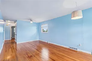 322 E Cassell Ave, Barberton, OH 44203 - Photo 6