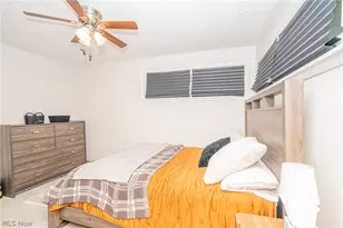 375 Sleepy Hollow Dr, Canfield, OH 44406 - Photo 16