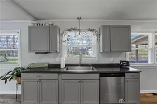 224 Brentwood Dr, Newark, OH 43055 - Photo 14