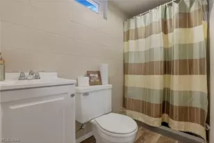 224 Brentwood Dr, Newark, OH 43055 - Photo 40