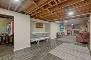 224 Brentwood Dr, Newark, OH 43055 - Photo 38