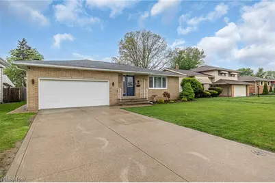 12017 Denver Drive, Parma Heights, OH 44130 - Photo 2