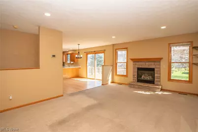 2662 Captens Street NE, Canton, OH 44721 - Photo 8