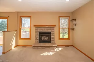 2662 Captens St NE, Canton, OH 44721 - Photo 6