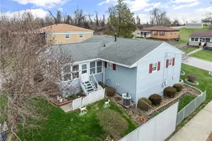 308 Penn Ave, Mingo Junction, OH 43938 - Photo 32