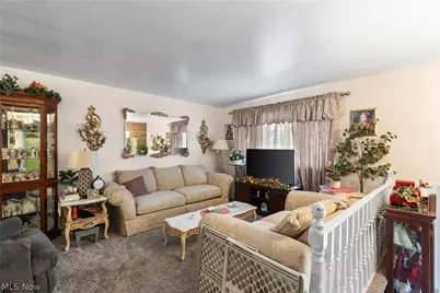 308 Penn Avenue, Mingo Junction, OH 43938 - Photo 6