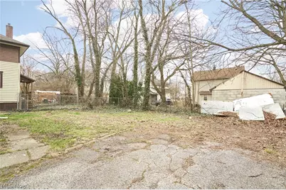 772 Brown Street, Akron, OH 44311 - Photo 4