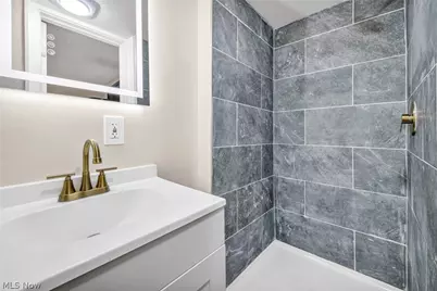 2160 Fulton Road, Loveland, OH 44113 - Photo 22