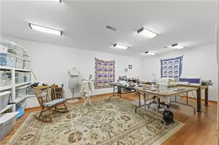 2011 E Swan Lake Cir, Kent, OH 44240 - Photo 36
